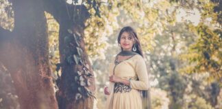 Jakie maseczki do włosów stosować w sezonie letnim?