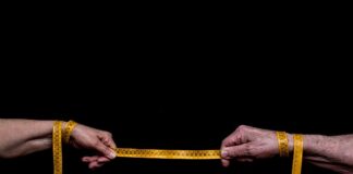 Ile metrów od mostu można łowić?